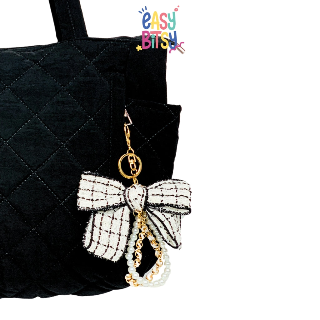 7-Aksesoris-Gantungan-Tas-Keren-Wajib-Kamu-Punya Easy Bitsy Official Store