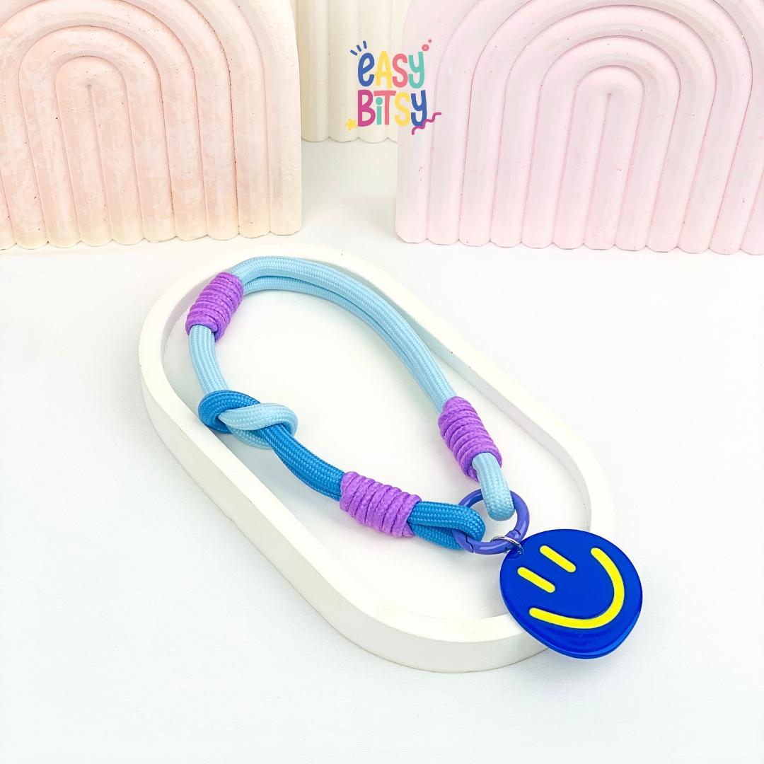 Easy Bitsy Keychain Gantungan Akrilik Smile Tidak ada merek