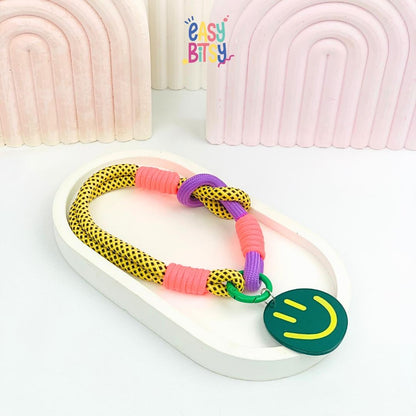 Easy Bitsy Keychain Gantungan Akrilik Smile Tidak ada merek