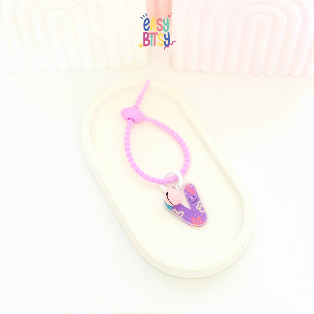 Easy Bitsy Keychain Gantungan Alphabet Akrilik Tidak ada merek