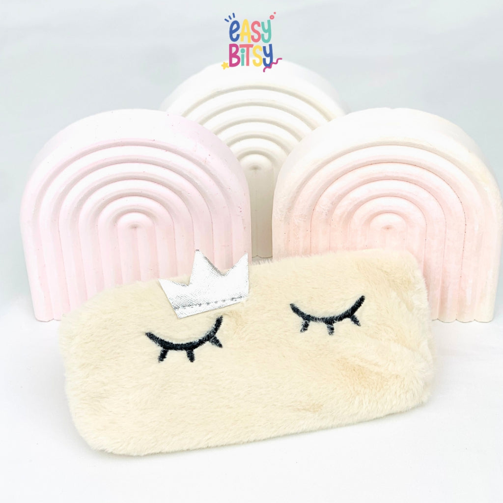 Easy Bitsy  Pencil Case Tempat Pensil Bulu Queen Of Sleep Tidak ada merek