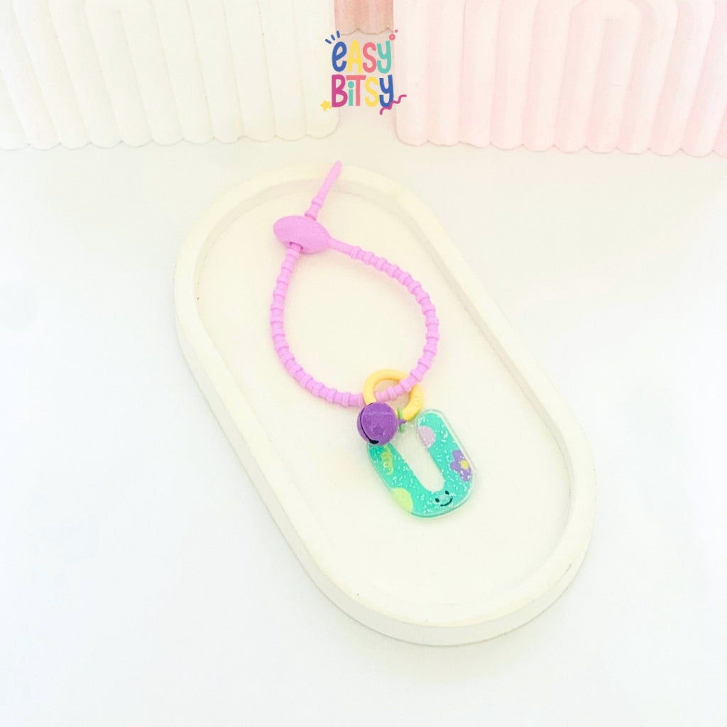 Easy Bitsy Keychain Gantungan Alphabet Akrilik Tidak ada merek