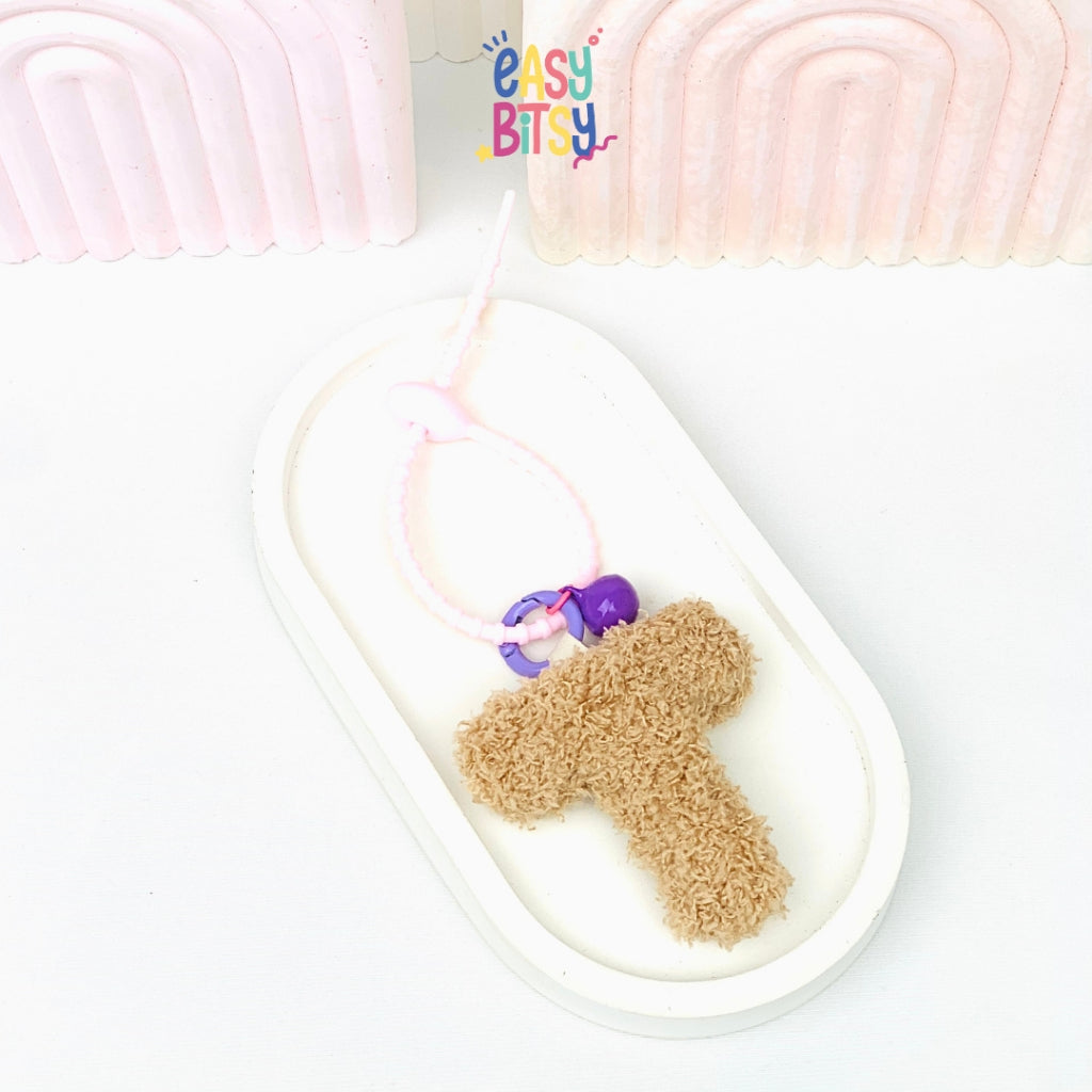 Easy Bitsy Keychain Gantungan Bulu Alphabet Buah dan Karakter Tidak ada merek