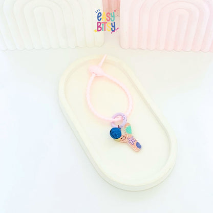 Easy Bitsy Keychain Gantungan Alphabet Akrilik Tidak ada merek