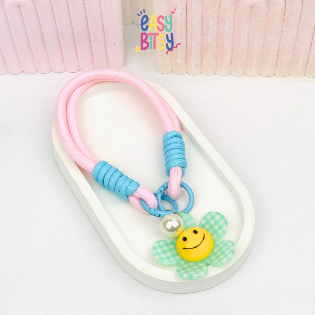Easy Bitsy Keychain Gantungan Flower Tidak ada merek