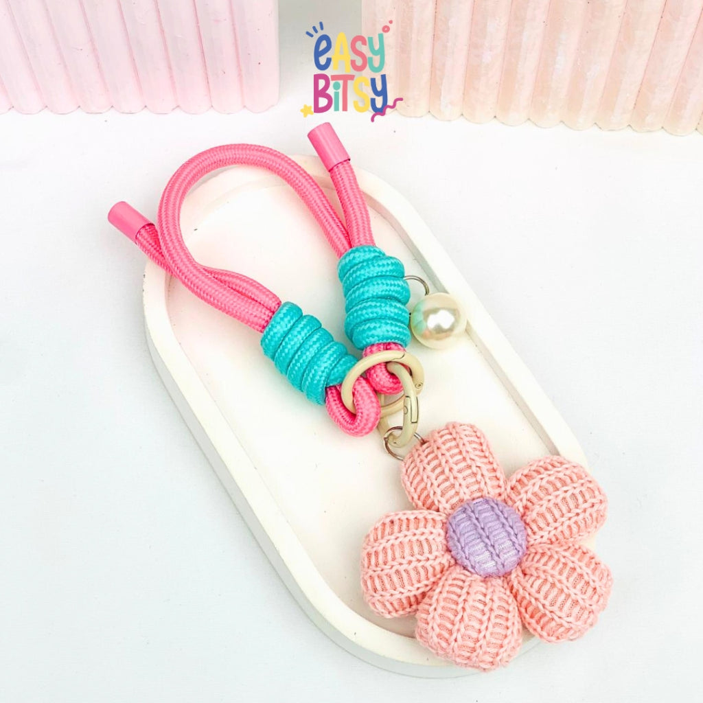 Easy Bitsy Keychain Gantungan Aksesoris Bunga Rajut, Rabbit, Dog - Mou Tidak ada merek
