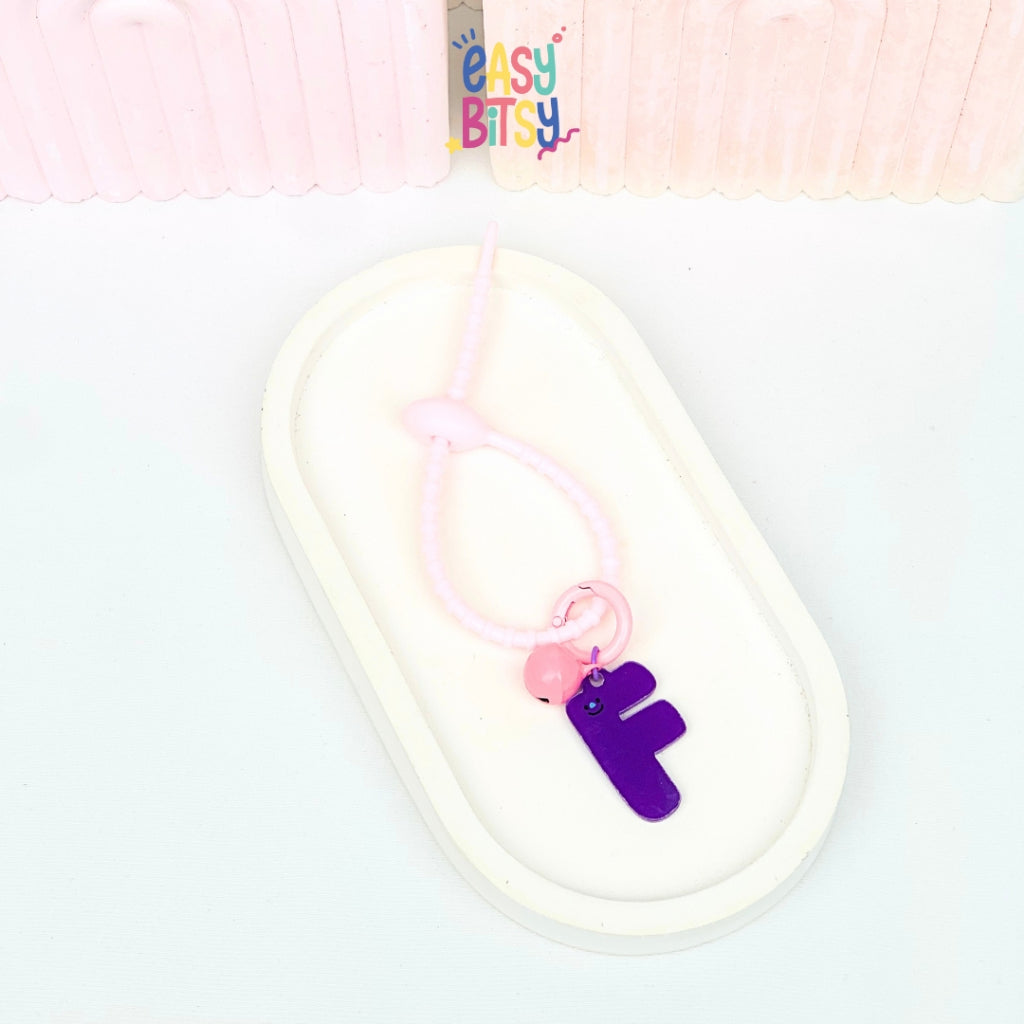 Easy Bitsy Keychain Gantungan Alphabet Akrilik Smile Polos Tidak ada merek