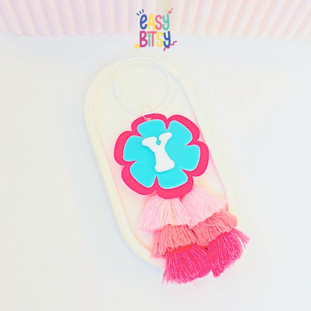 Easy Bitsy Keychain Aksesoris gantungan Alphabet Akrilik Rumbai Tidak ada merek