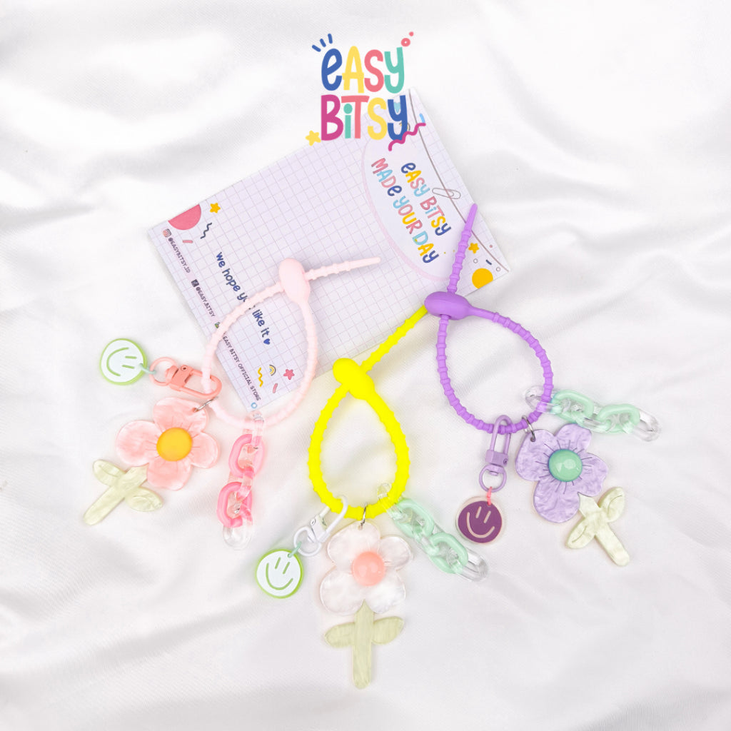 Easybitsy Gantungan Kunci Bag Charm Sun Flower Tidak ada merek