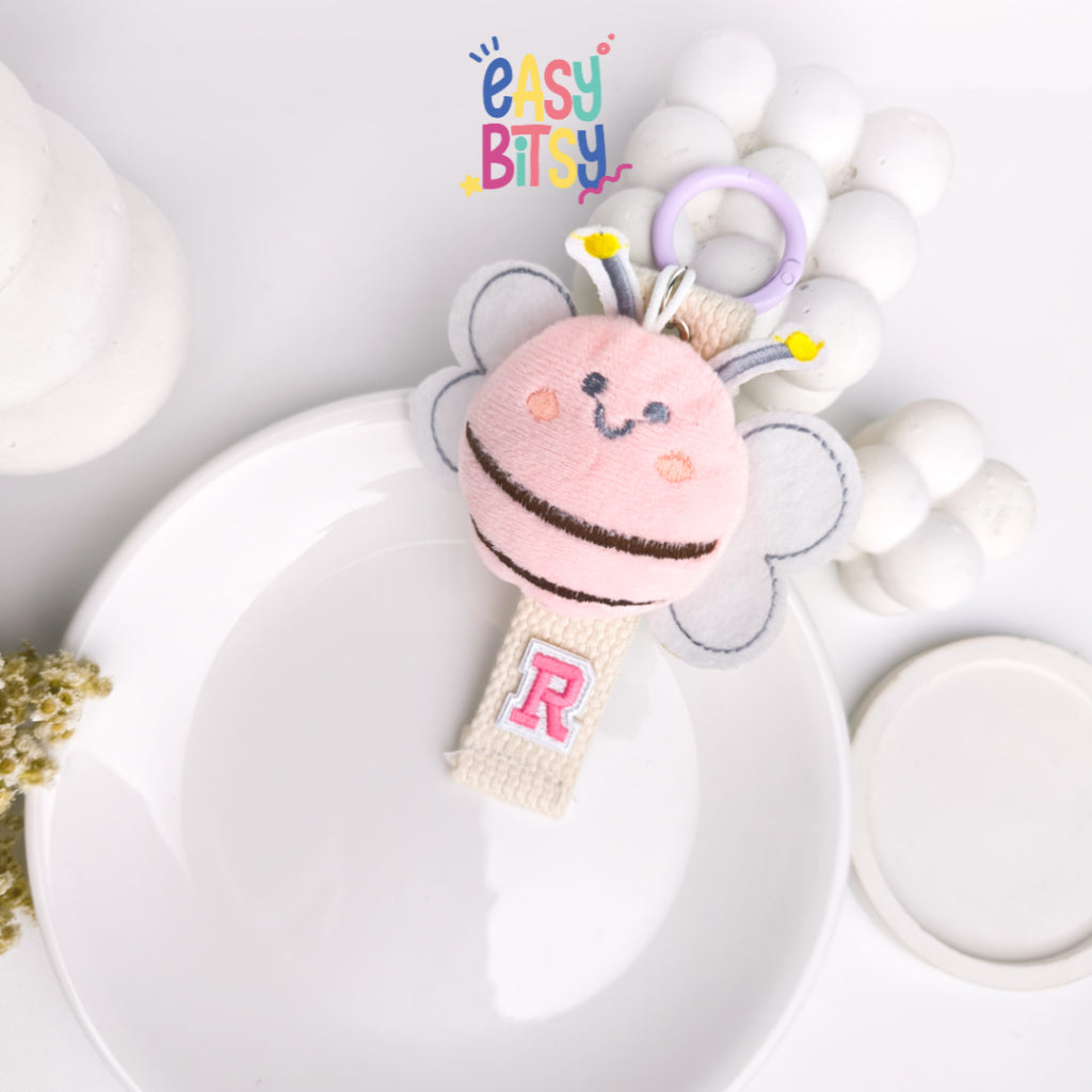 Easybitsy Gantungan Tas Anak | Custom Inisial Anak Souvenir | Karakter Bee Tidak ada merek